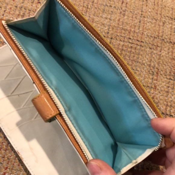 COLE HAAN Ivory Calfskin & Vachetta Leather Long Bifold Wallet Turquoise Lining - Picture 11 of 17